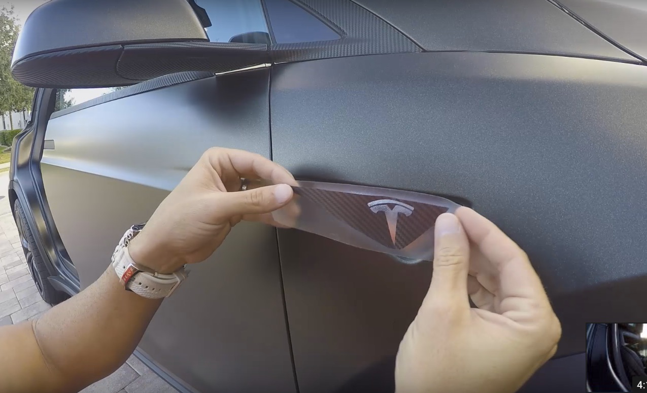customize your Tesla Emblem
