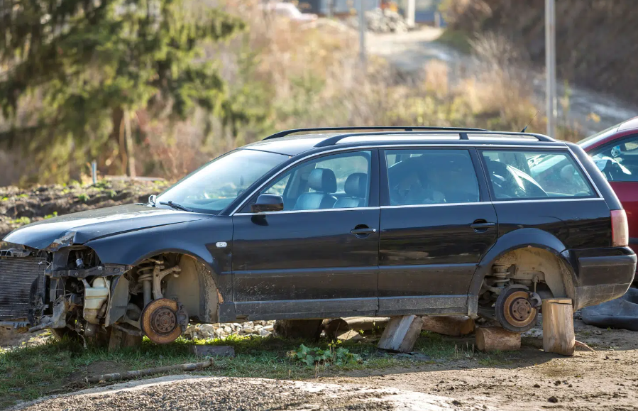 How to Scrap Your Old Car for Cash