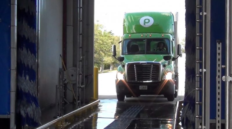 How an automated truck wash system works